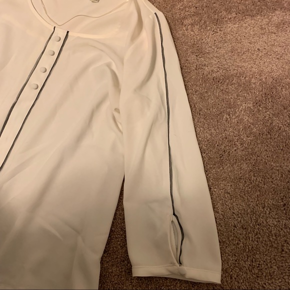 Lauren Conrad blouse, size L - Picture 4 of 5